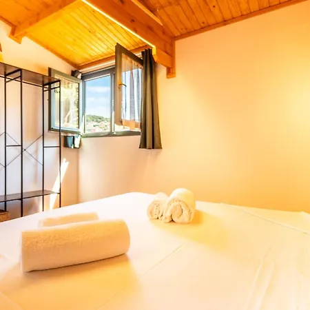 Διαμέρισμα Oaknest Naturelodge - Sirintina Badesi