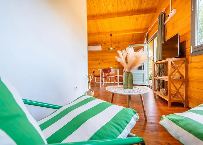 Oaknest Naturelodge - Sirintina
