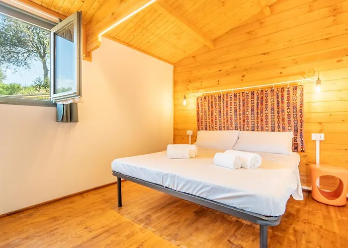Апартаменты Oaknest Naturelodge - Sirintina